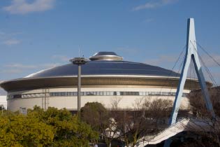 ガイシホール外観